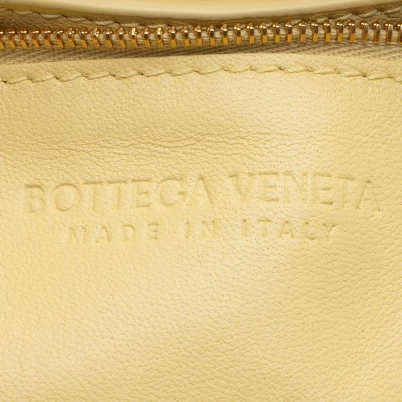 Bottega Veneta Lambskin Cassette Chain Maxi Shoulder Bag - Picture 7 of 12